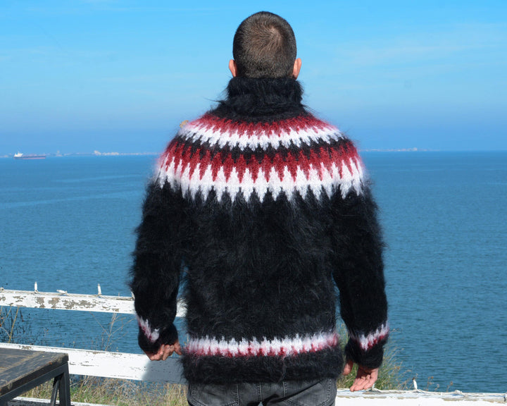 Fluffy Icelandic Mohair Sweater – Hand-Knitted Lopi Men’s Pullover T677