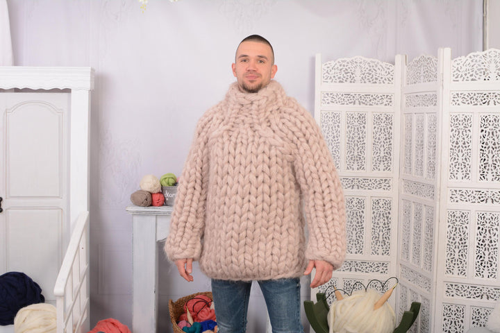 Huge 40-Strand Mohair Sweater – Thick Hand-Knitted Soft Fuzzy Pullover T701M