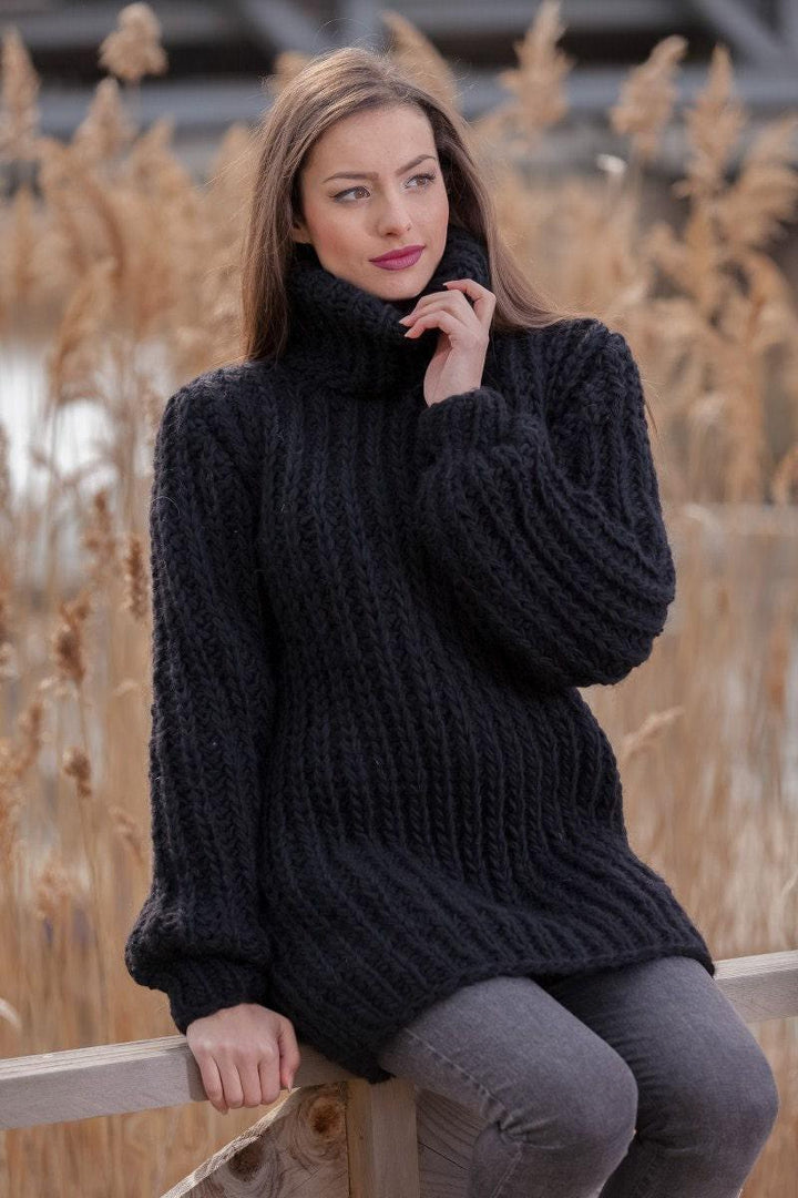 Wool Sweater Black, Hand Knitted 100% Wool Pullover T440