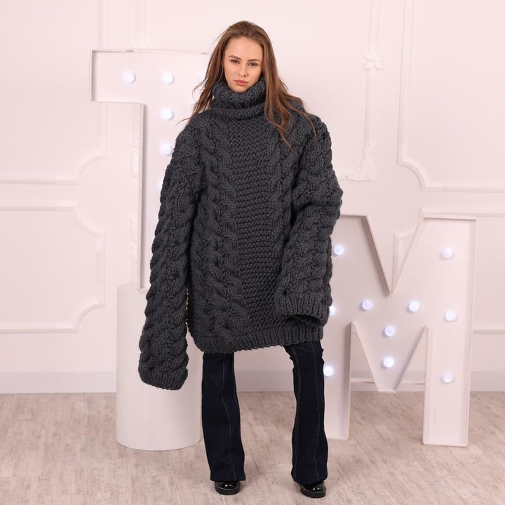 Chunky Wool Cable Knit Sweater – Hand-Knitted Oversized Pullover with Extra-Wide Sleeves T2025