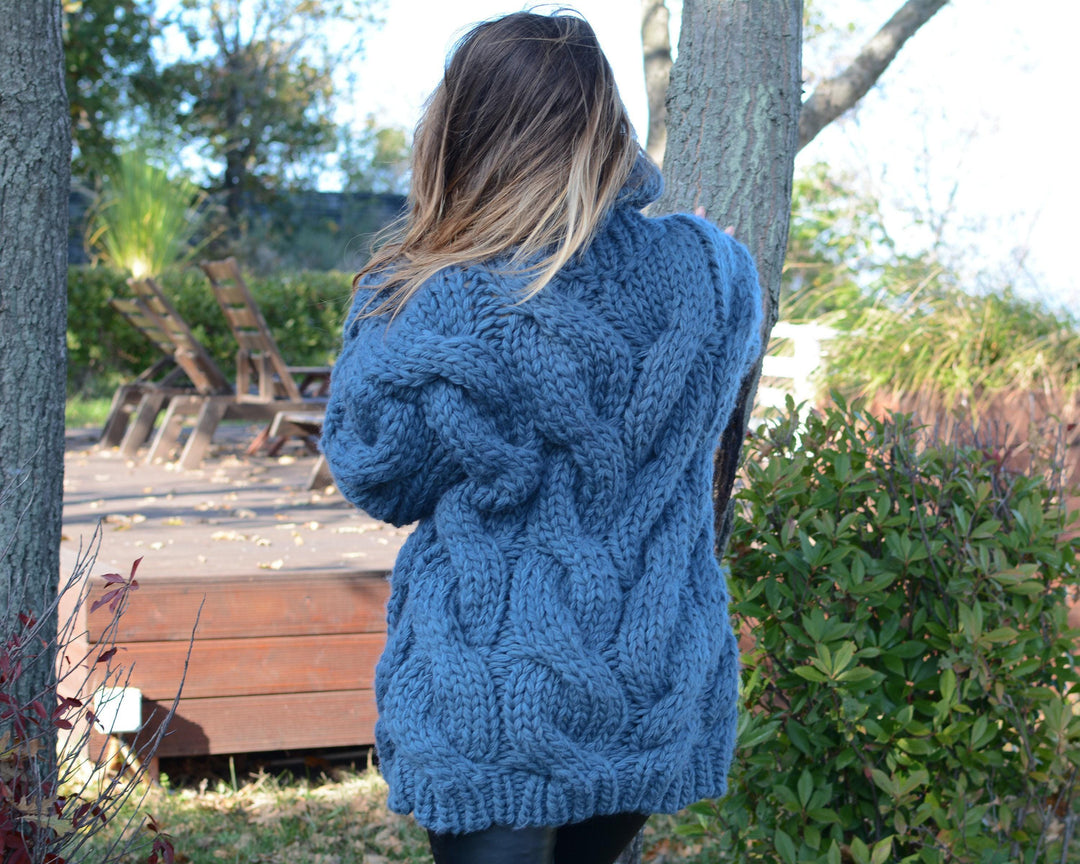 5-Strand Thick Wool Sweater – Hand-Knitted Denim Blue Chunky Cable Pullover T660W