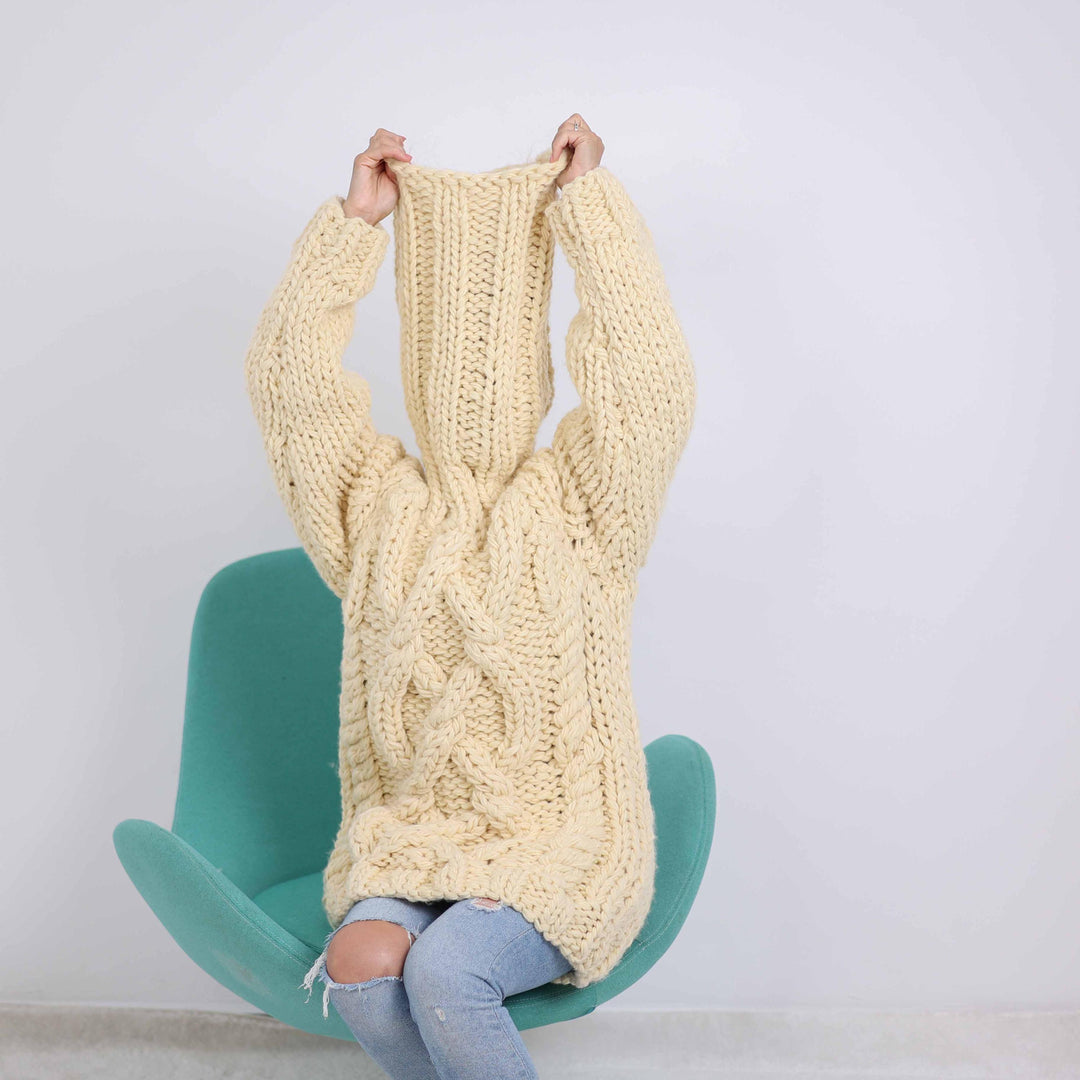 5-Strand Chunky Wool Cable Sweater – Hand-Knitted Pullover with Extra Long 50 cm Turtleneck T1879