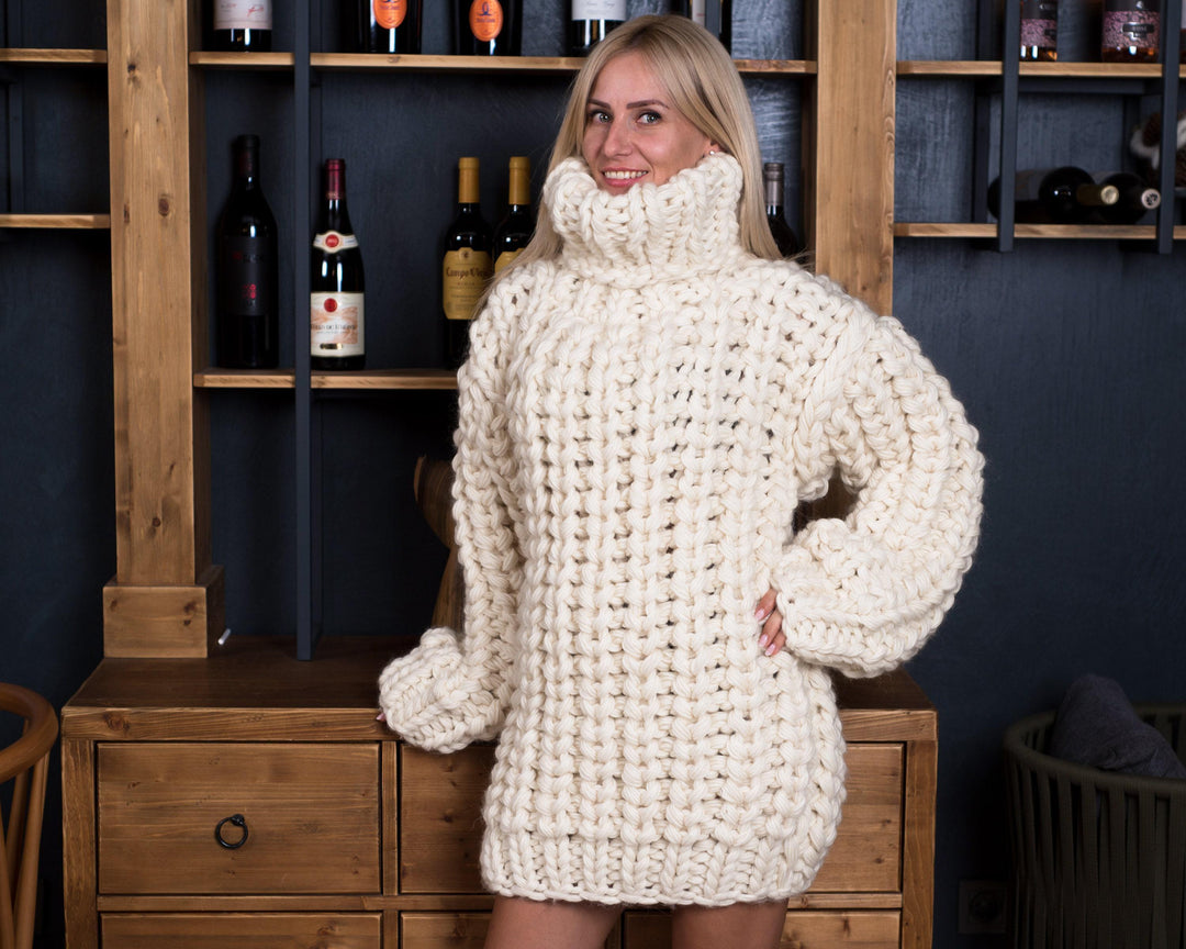 8-Strand Chunky Wool Sweater – Extra Thick Hand-Knitted Fisherman Rib Oversized Jumper T808