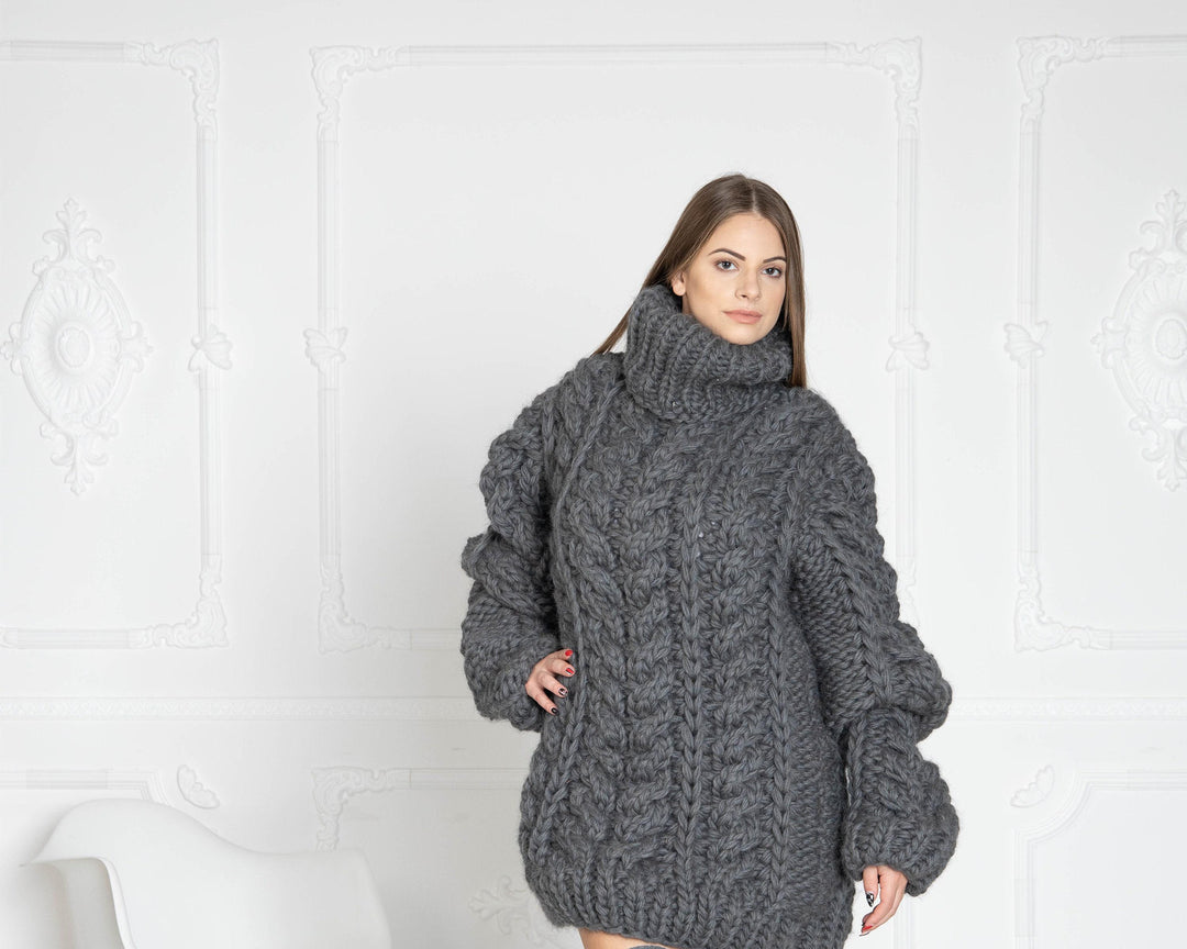 5-Strand Gray Wool Sweater – Hand-Knitted Chunky Cable Oversized Pullover T635W