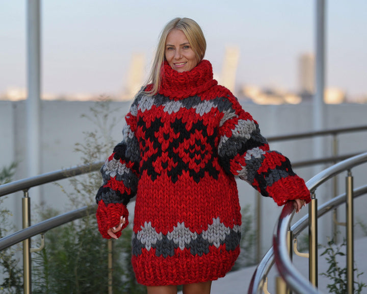 10-Strand Extra Chunky Icelandic Wool Sweater – Hand-Knitted Thick Pullover T1480
