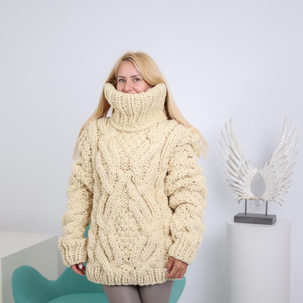 Chunky Cable Wool Sweater – 5-Strand Hand-Knitted Pullover with 50 cm Extra-Long Turtleneck T1917