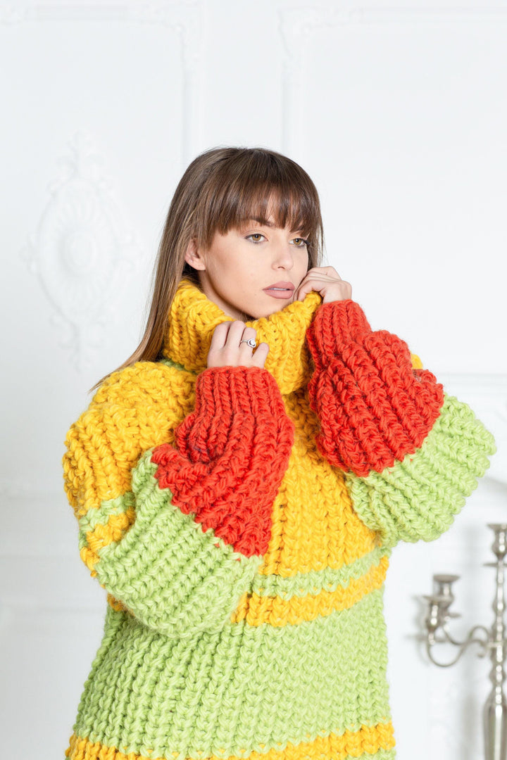 Wool Sweater Huge Chunky Knit, Hand Knitted 2.5 kg 100% Wool Pullover T602