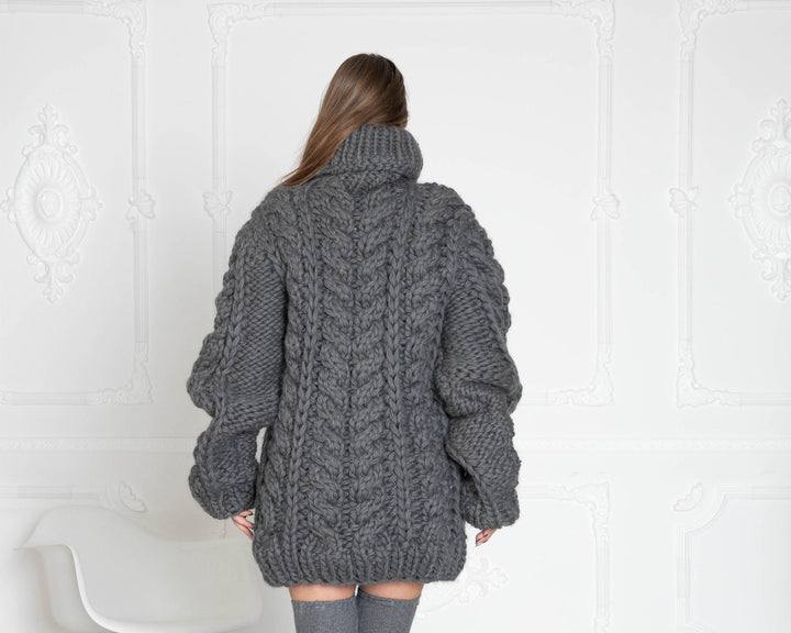 5-Strand Gray Wool Sweater – Hand-Knitted Chunky Cable Oversized Pullover T635W