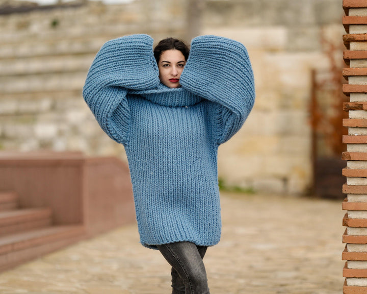 Thick Hand-Knitted Blue Wool Sweater with Extra-Large Turtleneck and Sleeves T1382