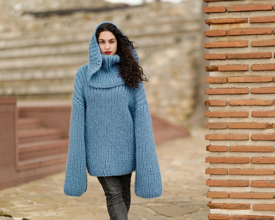 Thick Hand-Knitted Blue Wool Sweater with Extra-Large Turtleneck and Sleeves T1382