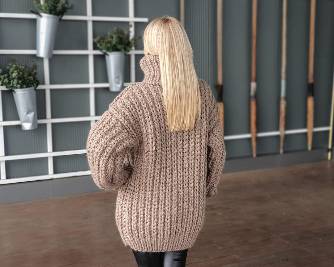 English Rib Oversized Wool Sweater – Thick Hand-Knitted 100% Soft Wool Jumper T963