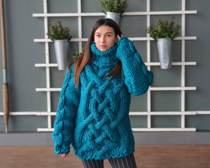 5-Strand Thick Wool Sweater – Hand-Knitted Chunky Cable Oversized Pullover T938
