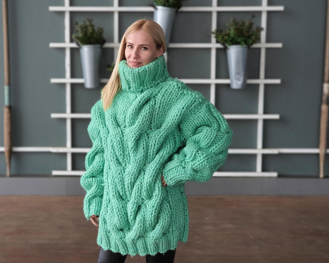 5-Strand Thick Wool Sweater – Hand-Knitted Chunky Cable Oversized Pullover T939