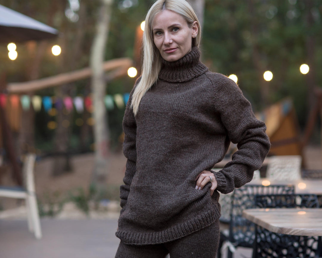 Wool Sweater Brown Itchy Knit, Hand Knitted 100% Raw Wool Pullover T875