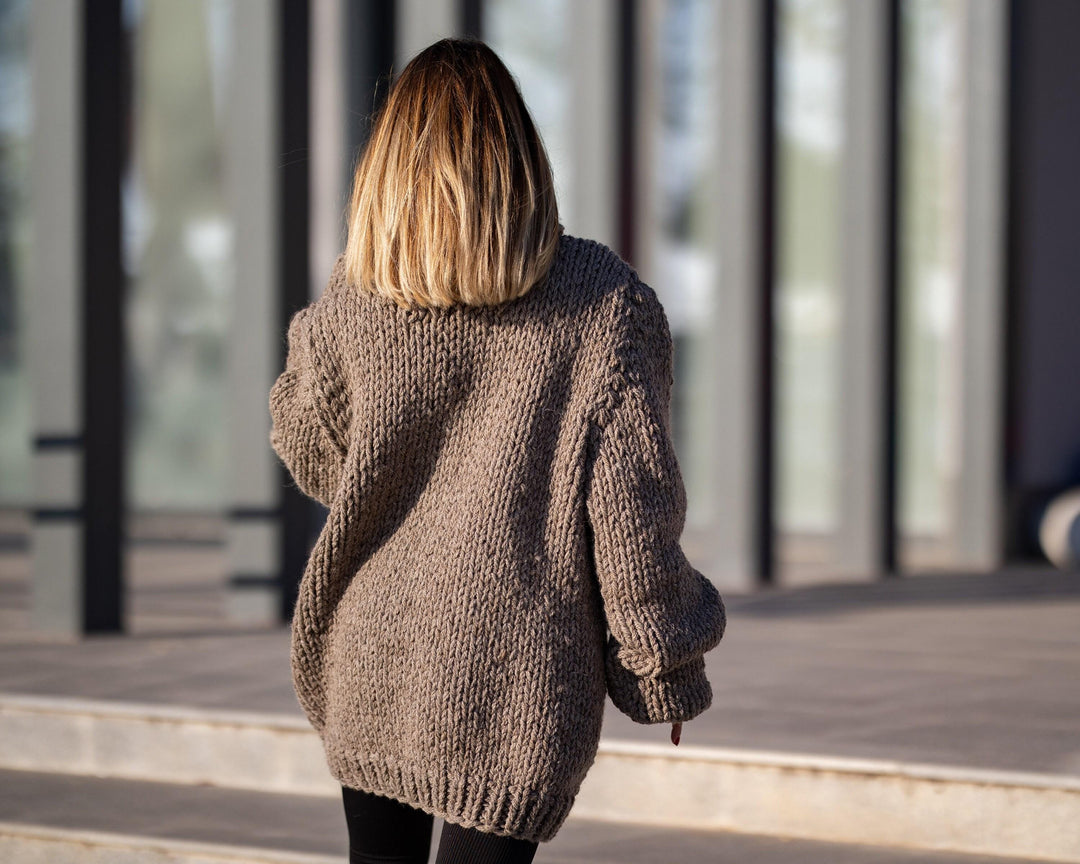 5-Strand Beige Itchy Wool Sweater – Chunky Cozy Winter Jumper T1303