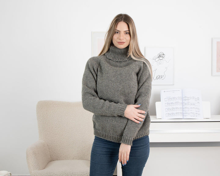 Wool Sweater Gray Itchy Knit, Hand Knitted 100% Raw Wool Pullover T1318