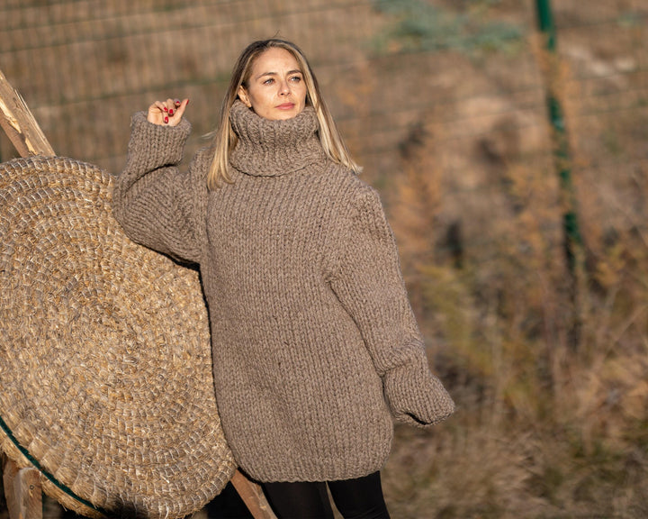5-Strand Beige Itchy Wool Sweater – Chunky Cozy Winter Jumper T1303