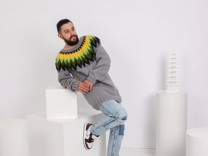 Gray Icelandic Style Sweater – Hand-Knitted Men’s Lopi Wool Pullover T1632