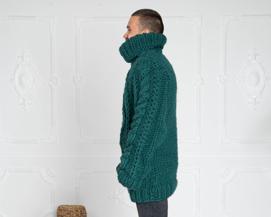 5-Strand Thick Green Wool Sweater – Massive Hand-Knitted Cable Knit Pullover T629M