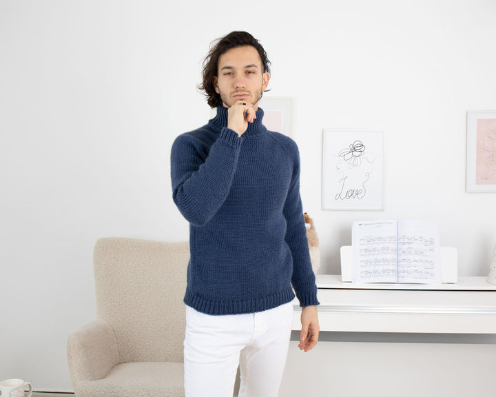 Blue Soft wool sweater, Hand knitted pullover made in 100 % wool T1321