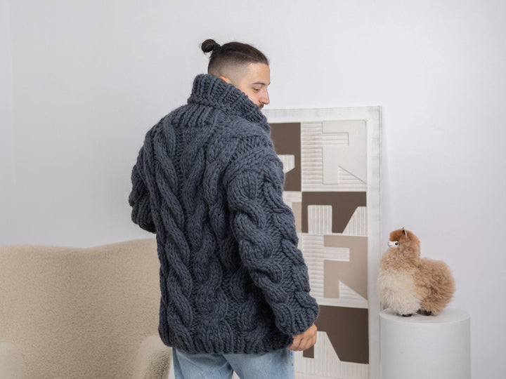 5-Strand Gray Men’s Wool Sweater – Chunky Hand-Knitted Cable Knit Pullover T1667