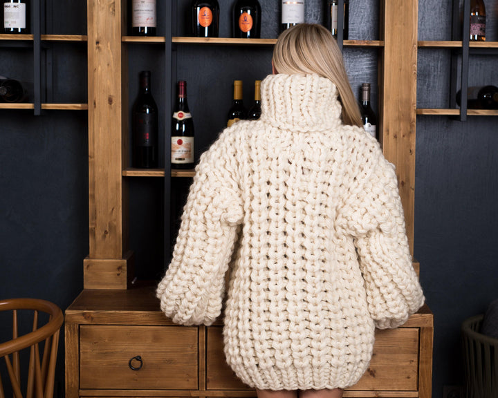 Oversized Chunky Wool Sweater – Hand-Knitted 8-Strand Extra Thick Fisherman Rib Pullover T808M