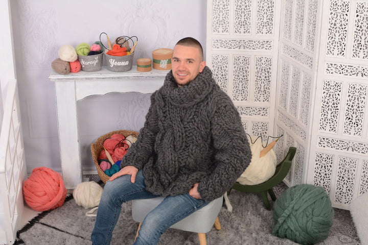 Chunky 8-Strand Wool Sweater – Hand-Knitted Gray Cable Knit Jumper T706M