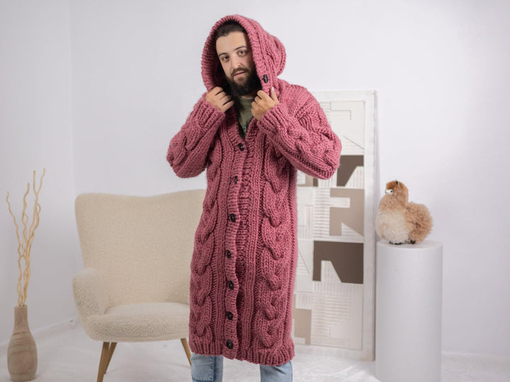 Hand-Knitted Pink Wool Cardigan – Men’s Cable Knit Pullover T1687