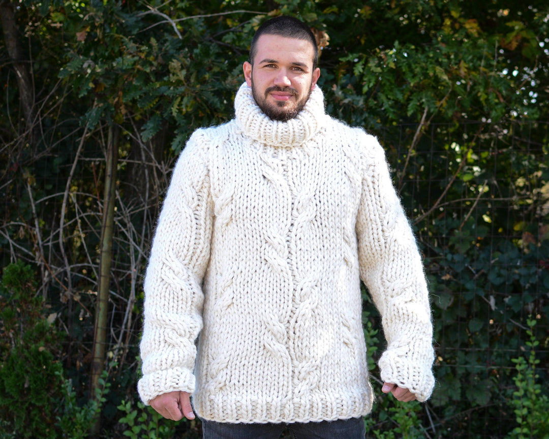 Chunky Wool Sweater in Cream – Hand-Knitted Cable Knit Jumper T662M