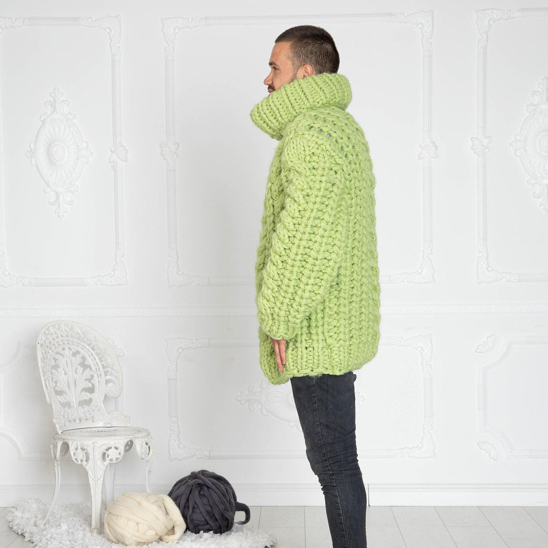 Chunky Wool Sweater for Men – Hand-Knitted 5-Strand 100% Wool Pullover T628M