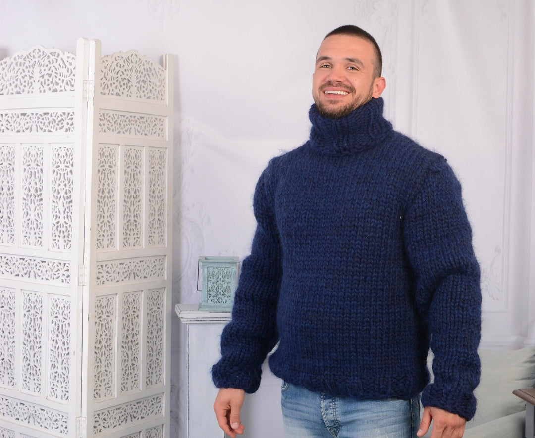 6-Strand Mohair and Wool Mix Sweater – Chunky Hand-Knitted Navy Blue Jumper T789M