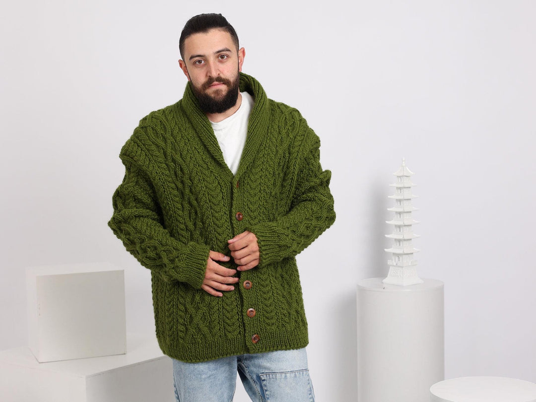 Green Men’s Cardigan – Hand-Knitted 100% Wool Chunky Knit Jacket T1645
