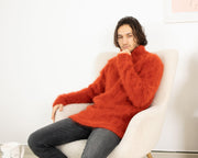 Fluffy Suri Alpaca Sweater – Hand-Knitted Fuzzy Jumper from Long-Haired Yarn T1327