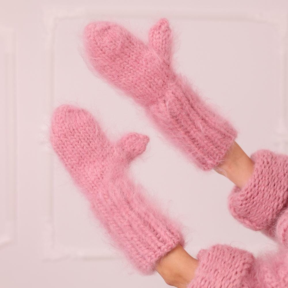 Pink Mohair Mittens – Hand Knitted 6-Strand Fluffy Gloves with Ribbed Cuff T2012