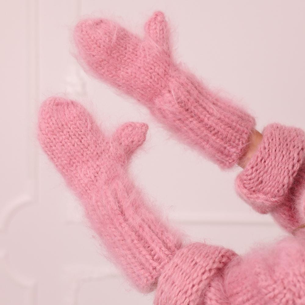 Pink Mohair Mittens – Hand Knitted 6-Strand Fluffy Gloves with Ribbed Cuff T2012