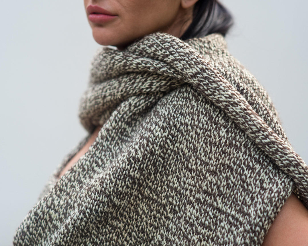 Unisex Wool Scarf – Hand Knitted Itchy Raw Wool Neck Warmer T867