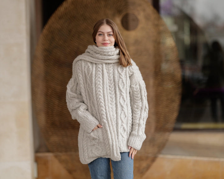 Baby Alpaca Merino Scarf – Extra Soft Knitted Wrap with Pockets T1363