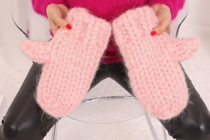 Pink Mohair Mittens – Hand Knitted Extra Chunky Fluffy Gloves T1624