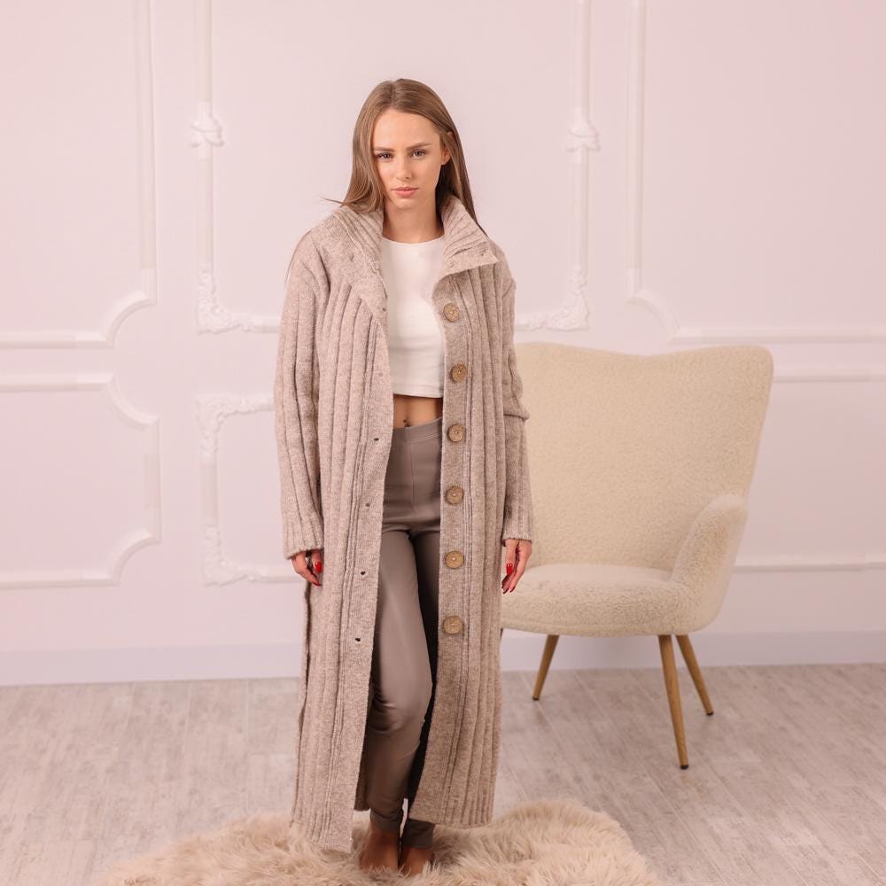 Beige Alpaca Wool Cardigan – Hand Knitted Long Ribbed Coat with Belt T2000