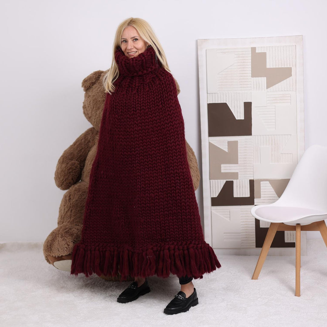 Chunky Merino Wool Poncho – Hand Knitted Roving Yarn Cape with Cowlneck T1853