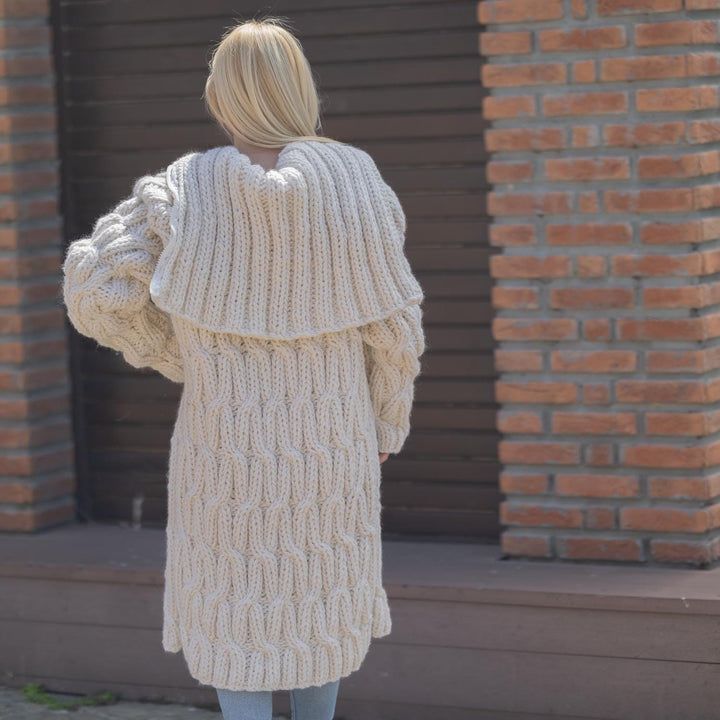 Chunky Wool Cable Knit Cardigan – Hand Knitted Zip Coat with 50 cm Turtleneck T1868