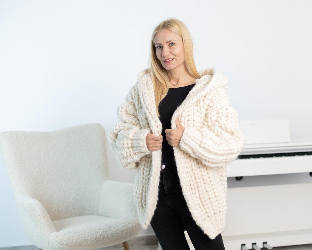 Extra Chunky Cardigan – 15-Strand Hand Knitted Alpaca Merino Wool Blend T1538