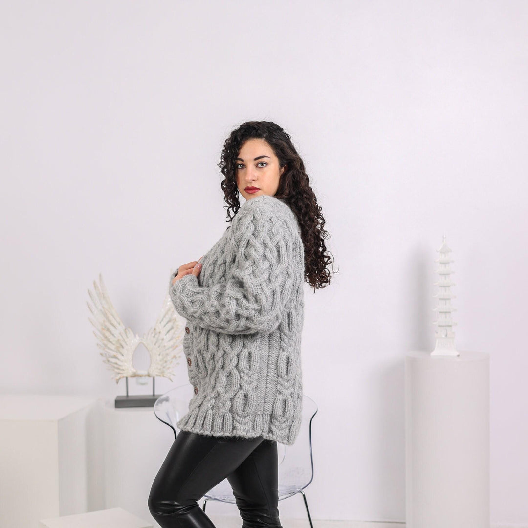Extra Chunky Gray Cardigan – 10-Strand Hand Knitted Alpaca Merino Wool Blend T1644