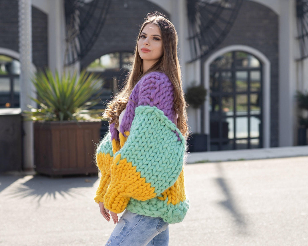 Chunky Merino Wool Cardigan – Hand Knitted Super Thick Marshmallow Coat T1042