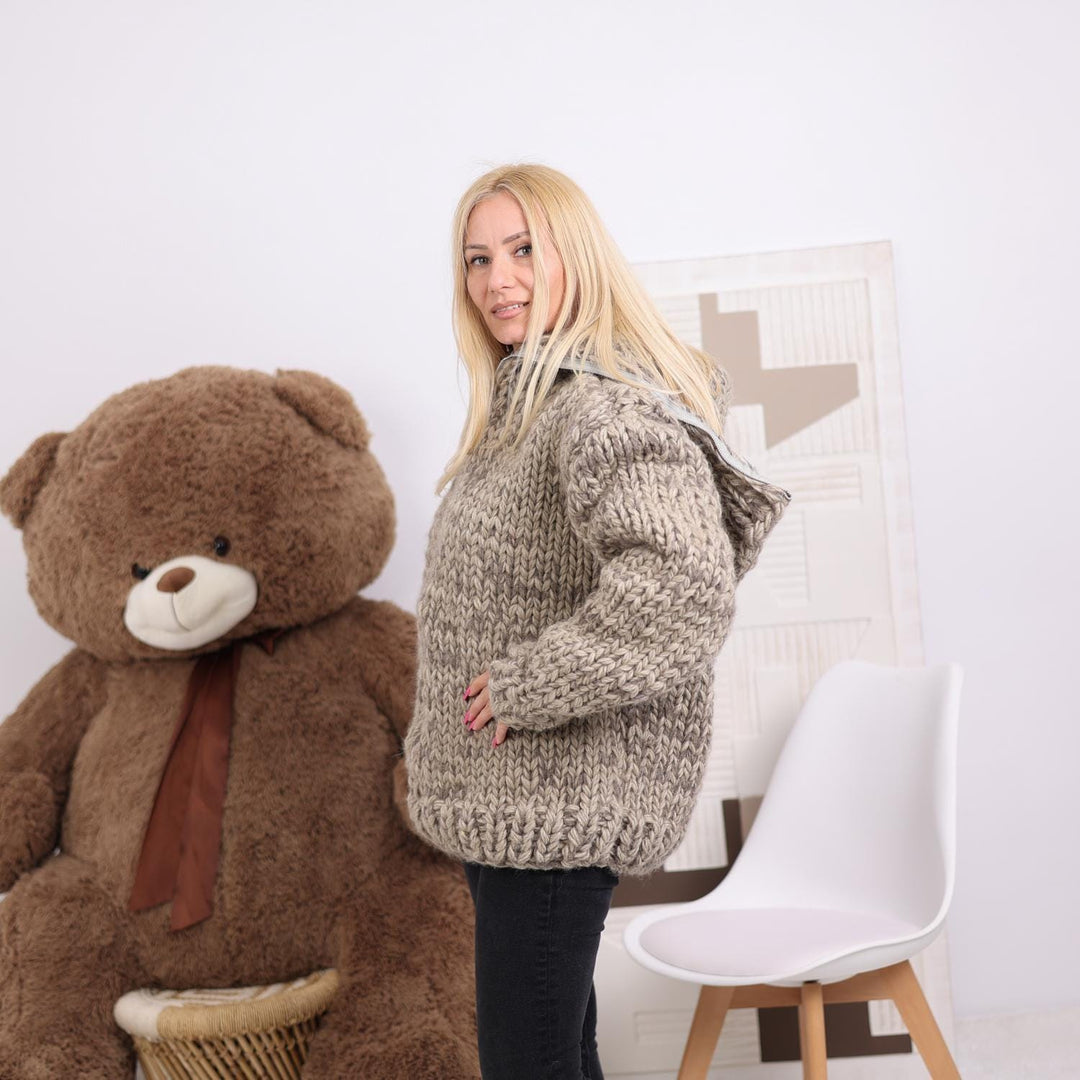 Chunky Wool Cardigan – 20-Strand Hand Knitted with 50 cm Turtleneck T1842