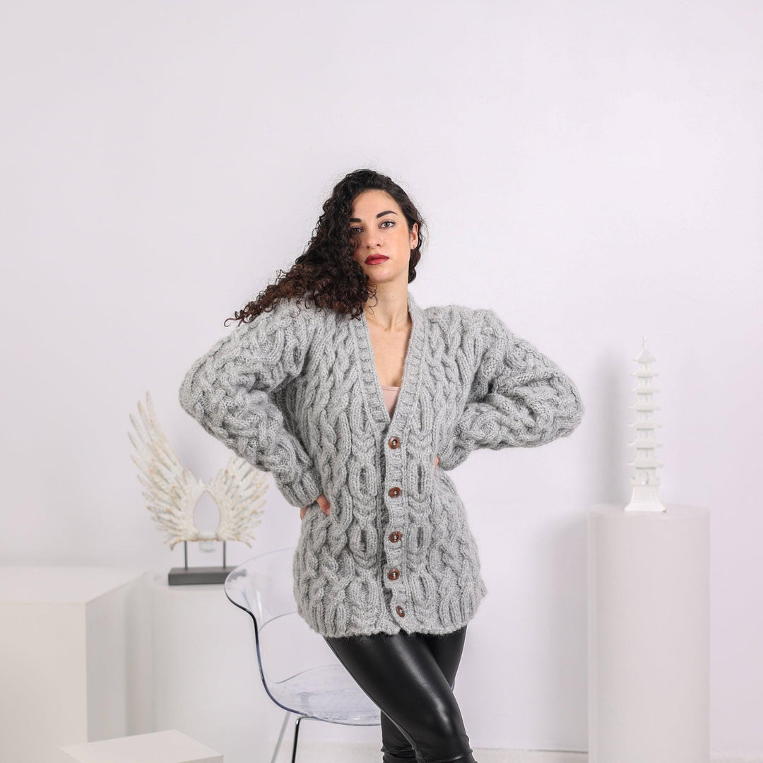 Extra Chunky Gray Cardigan – 10-Strand Hand Knitted Alpaca Merino Wool Blend T1644