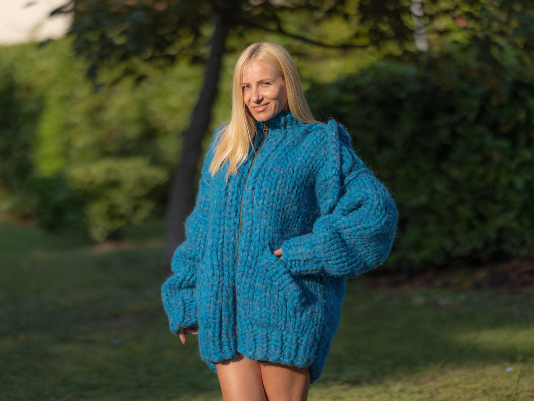Extra Chunky Wool Cardigan – 25-Strand Hand Knitted Alpaca Merino Blend T1240