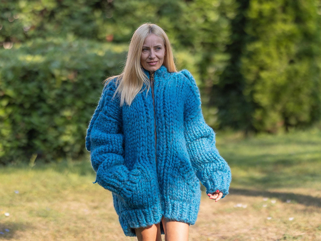 Extra Chunky Wool Cardigan – 25-Strand Hand Knitted Alpaca Merino Blend T1240