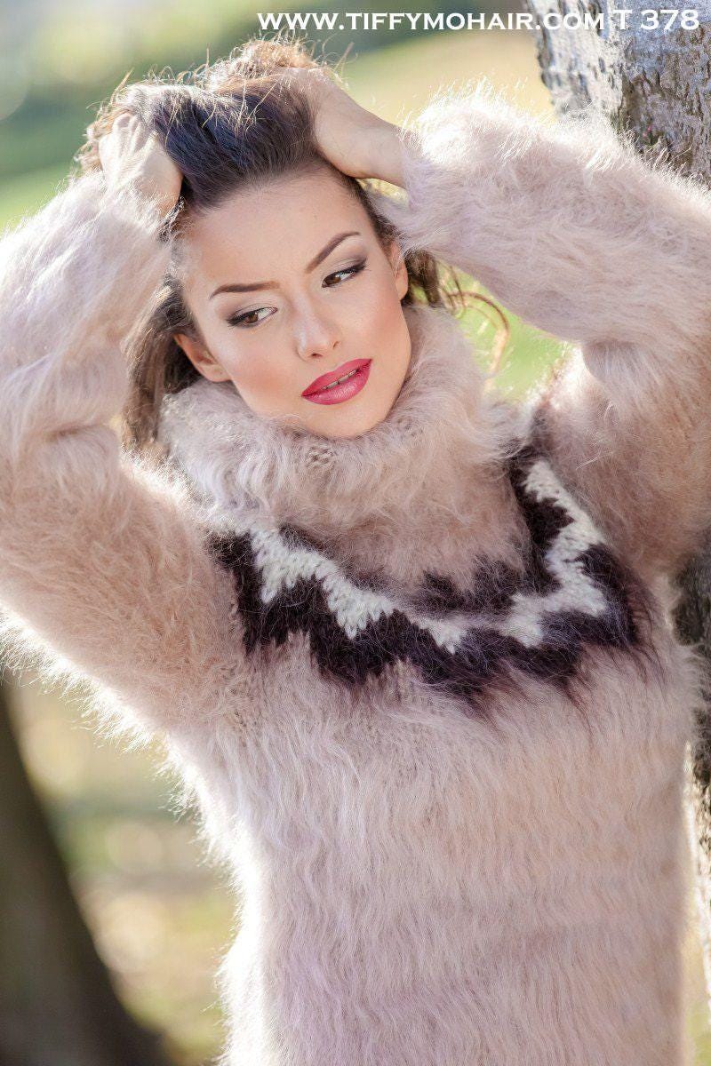 Icelandic Mohair Sweater – Hand Knitted Beige Wool Jumper T378