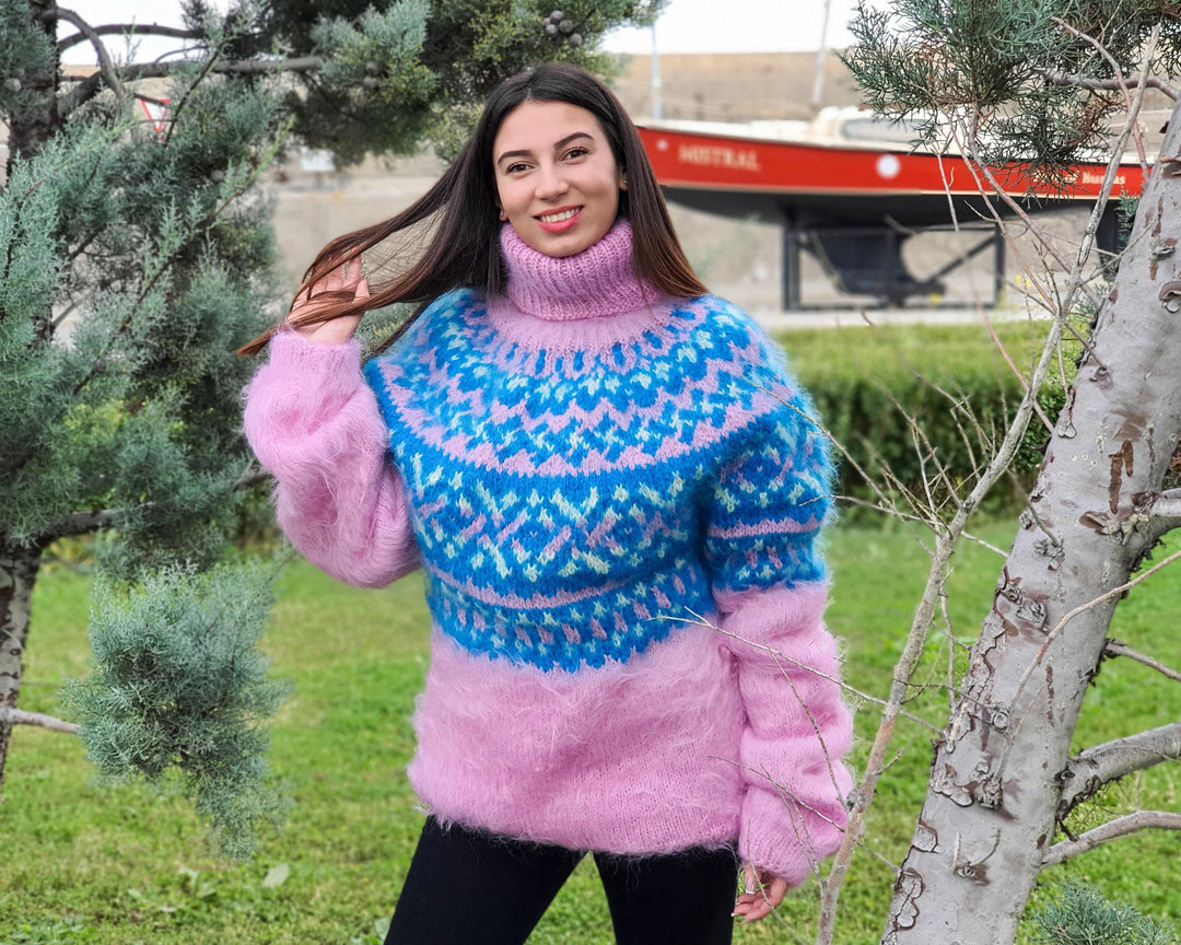 Pink Icelandic Mohair Sweater – Hand Knitted Fluffy Turtleneck Pullover T917